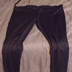Isabel and Ingrid underbelly leggings